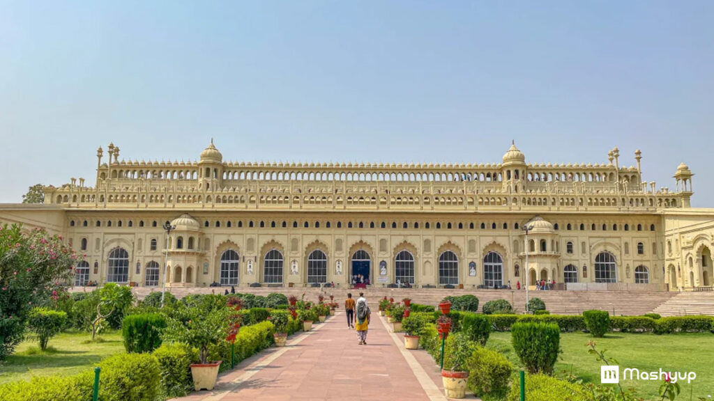 Bara Imambara 
